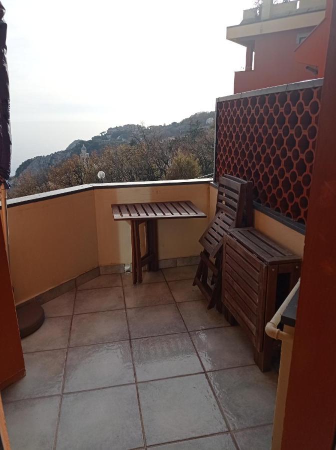 Casa Baia Azzurra Apartment Берджеджи Екстериор снимка